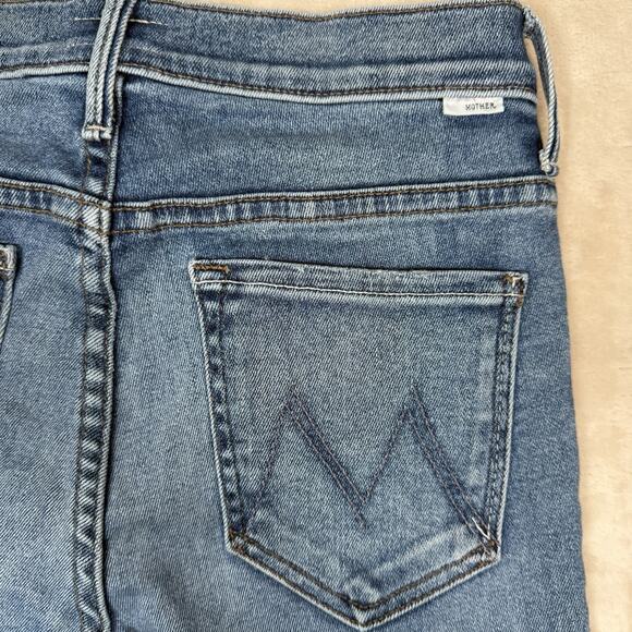 Mother Jeans Women's Size 26 Insider Crop Step Fray Juicin’ Blue Light Wash - Picture 5 of 12